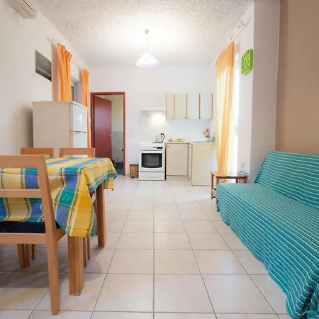 Antisamos * Sami (Kefalonia)