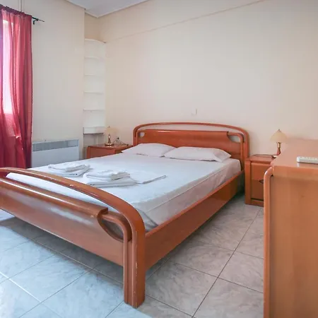 Antisamos Lägenhet *